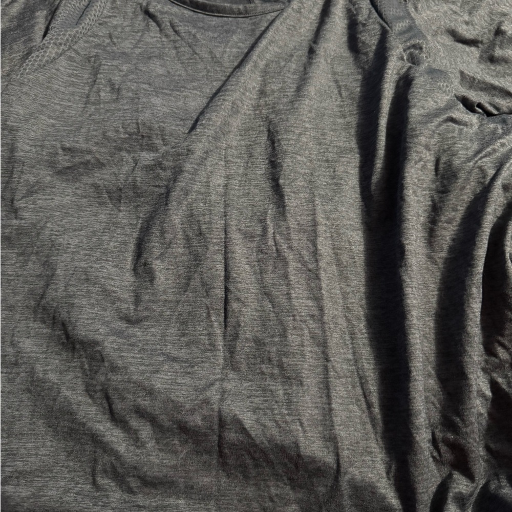 Avia Women's Gray Short Sleeve Tee